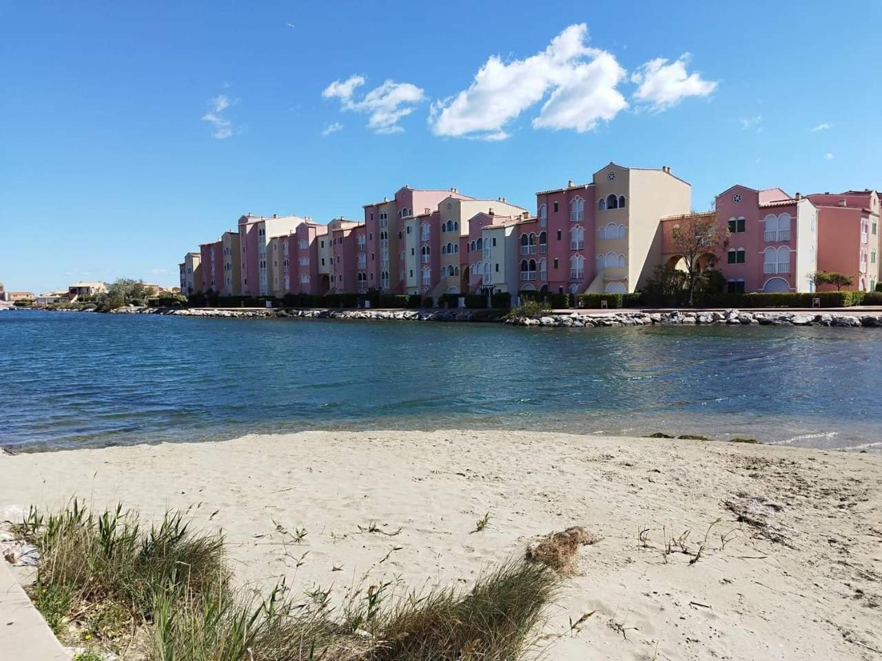 Le Petit Barcares Apartment Le Barcarès Екстериор снимка